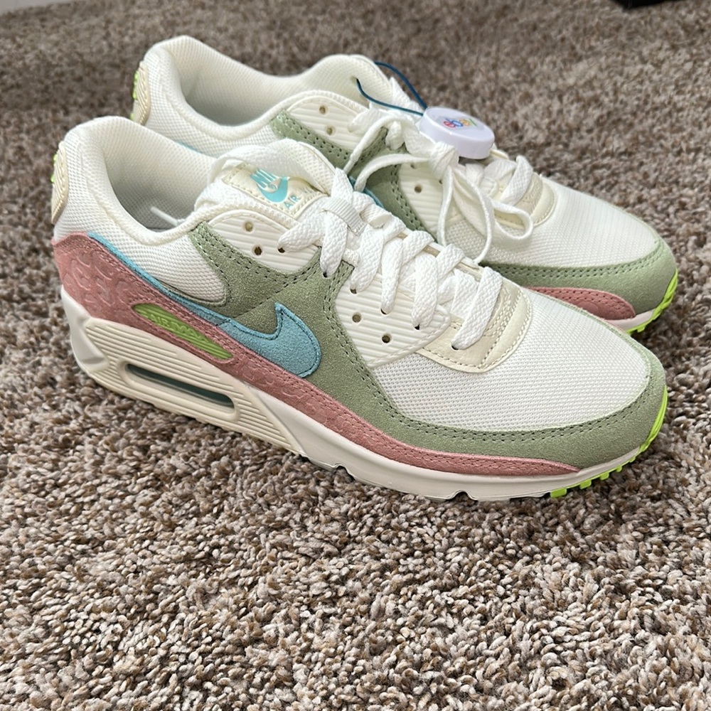 Nike Air Max Multicolor Sneakers